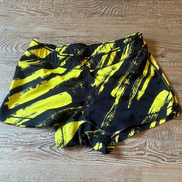 Speedo Spandex Athletic Shorts - Picture 1 of 3